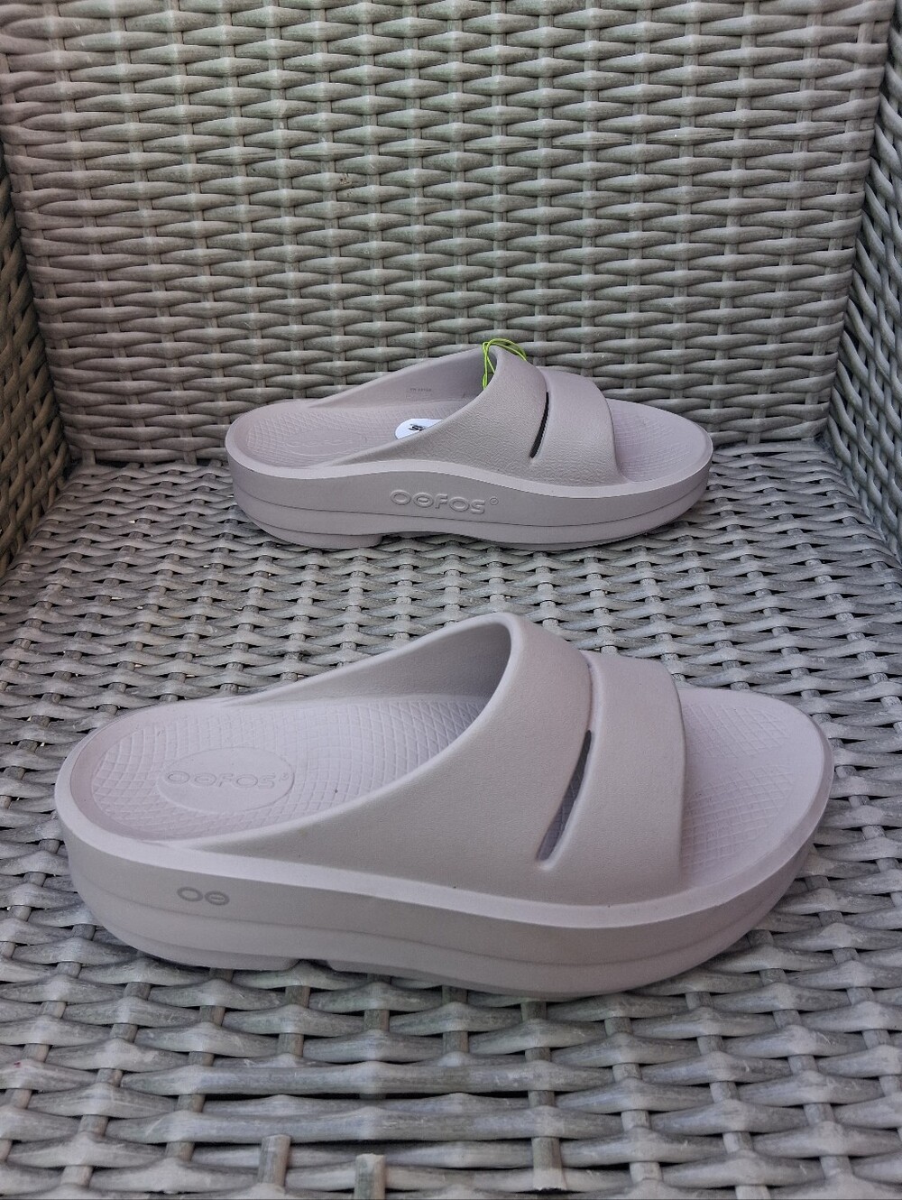 OOFOS Women's Slide Sandals in Light Taupe